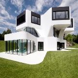 Amazing Futuristic Home